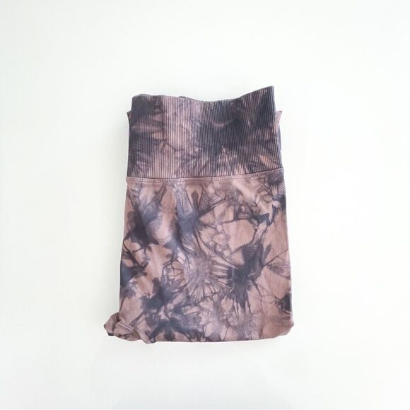 Pink active pants // size large // EUC - Picture 9 of 9